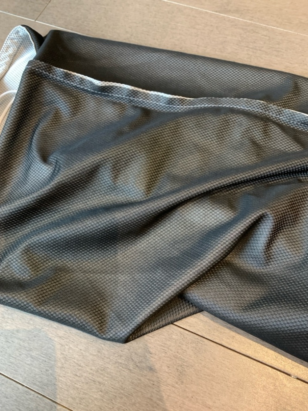 Authentic Vintage Chanel Grey Mesh Drawstring Dust Bag | Large Ligne Sport 22x18 - Picture 3 of 6